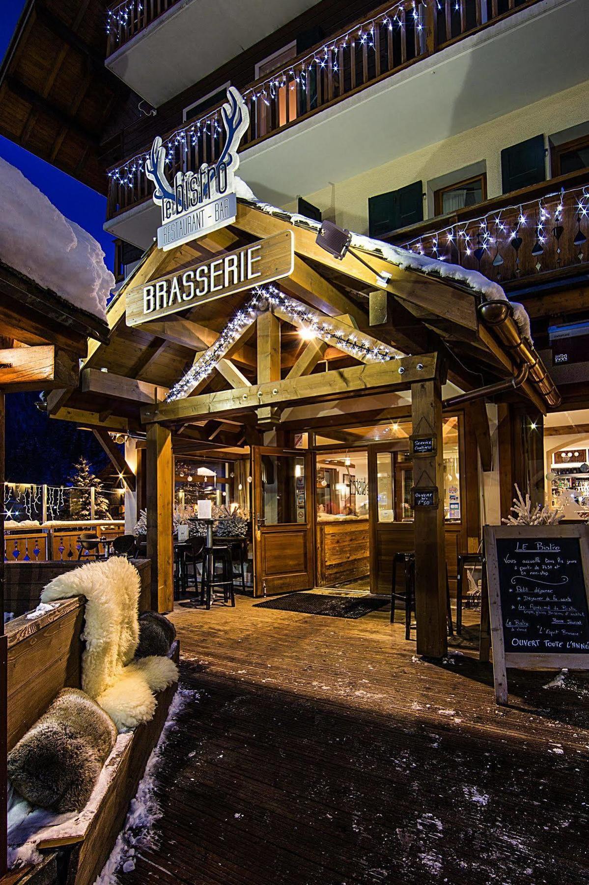 Hotel Christiania ลาคลูซาซ์ ภายนอก รูปภาพ